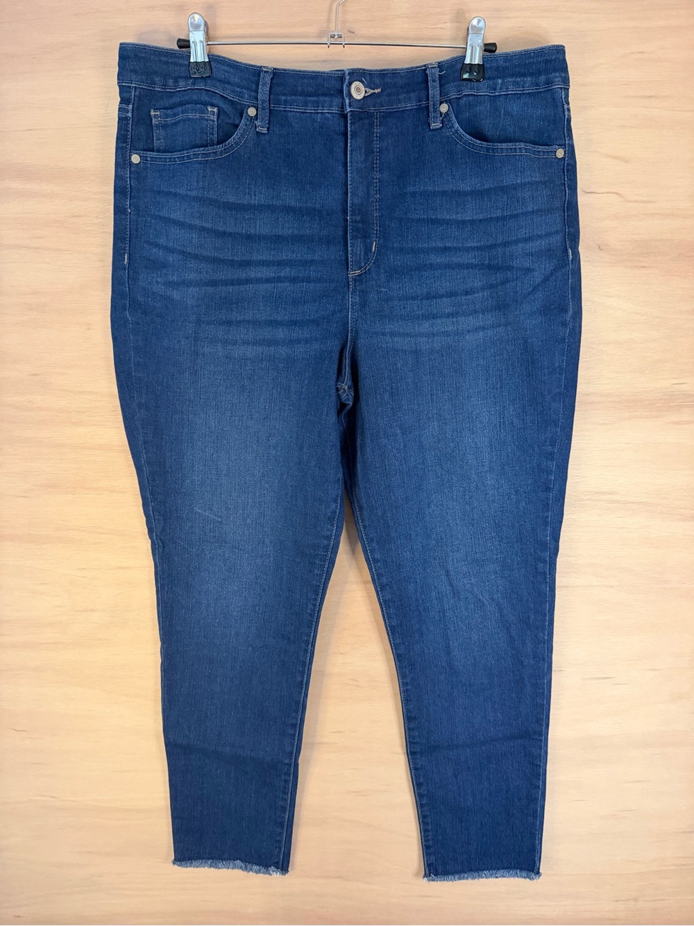 Women's Sofia Vegara High Waisted  Blue Denim Jeans Size 18
